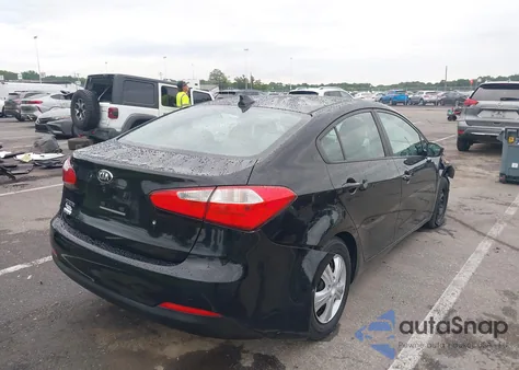 2015 Kia Forte Lx z USA, uszkodzony, nr VIN KNAFK4A61F5321374